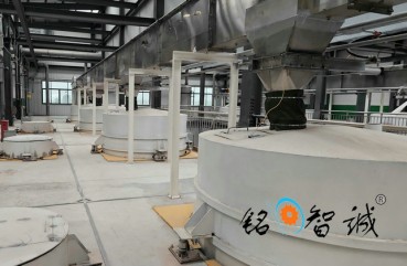 不銹鋼刮板機現(xiàn)場安裝